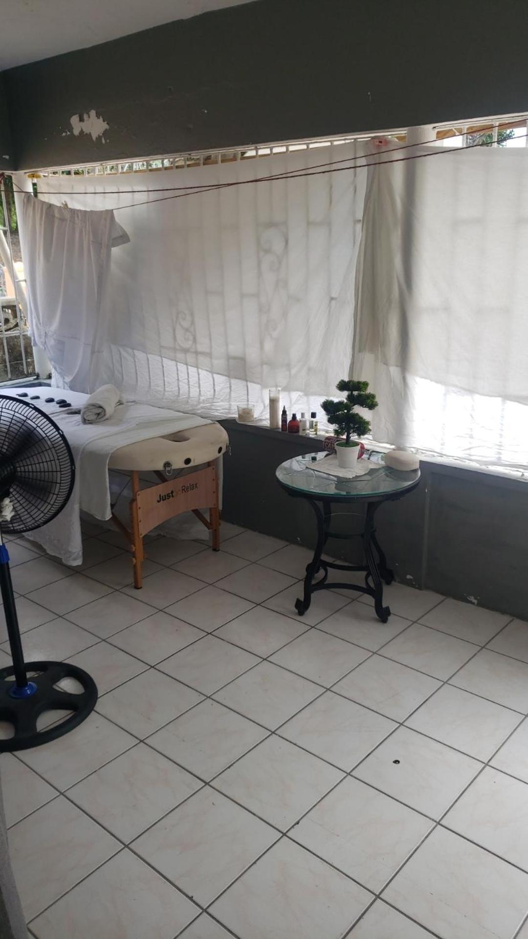 Colorful Private Room Oasis Montego Bay Exterior foto